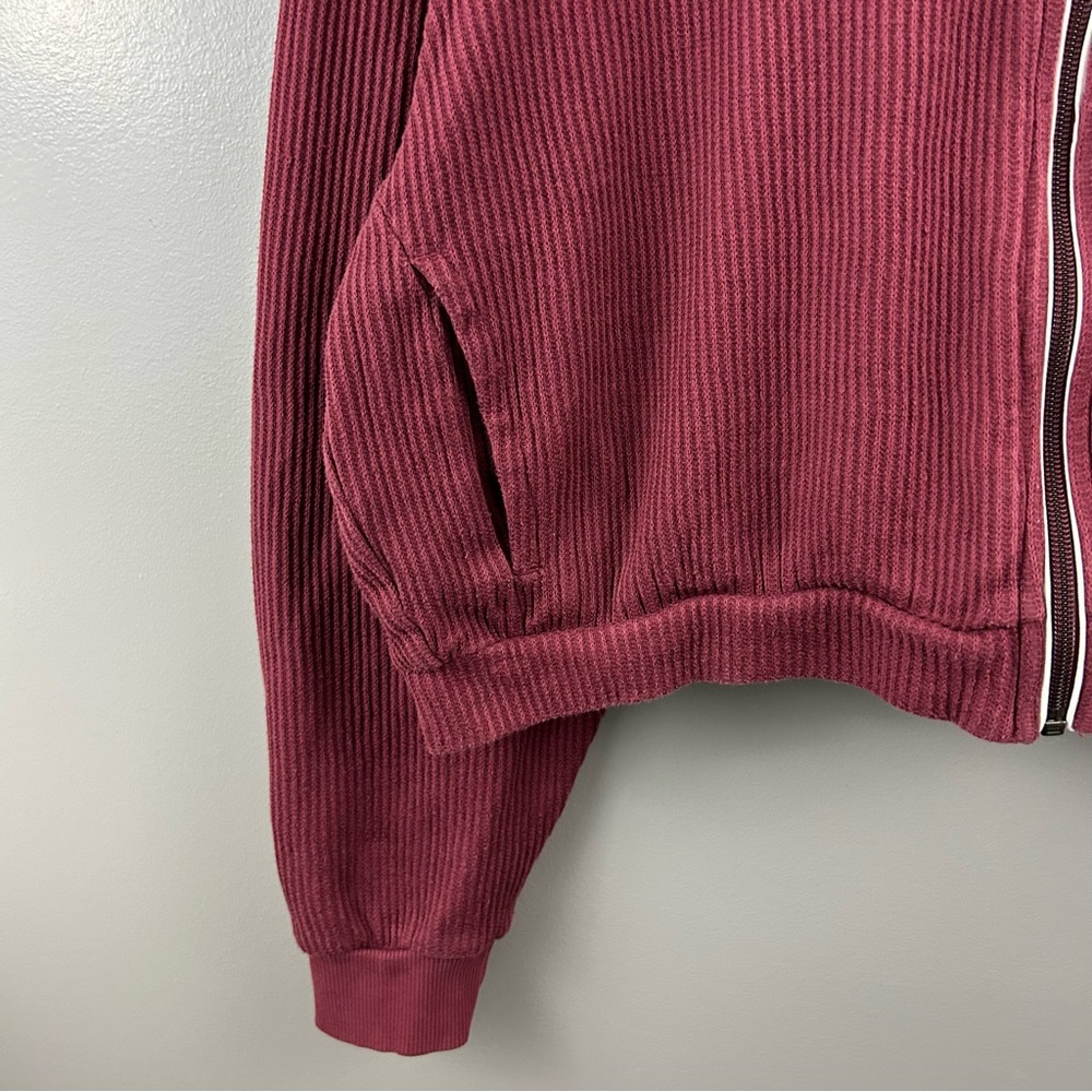Reebok Burgundy Ribbed Cropped Hoodie Size Large - Picture 5 of 13